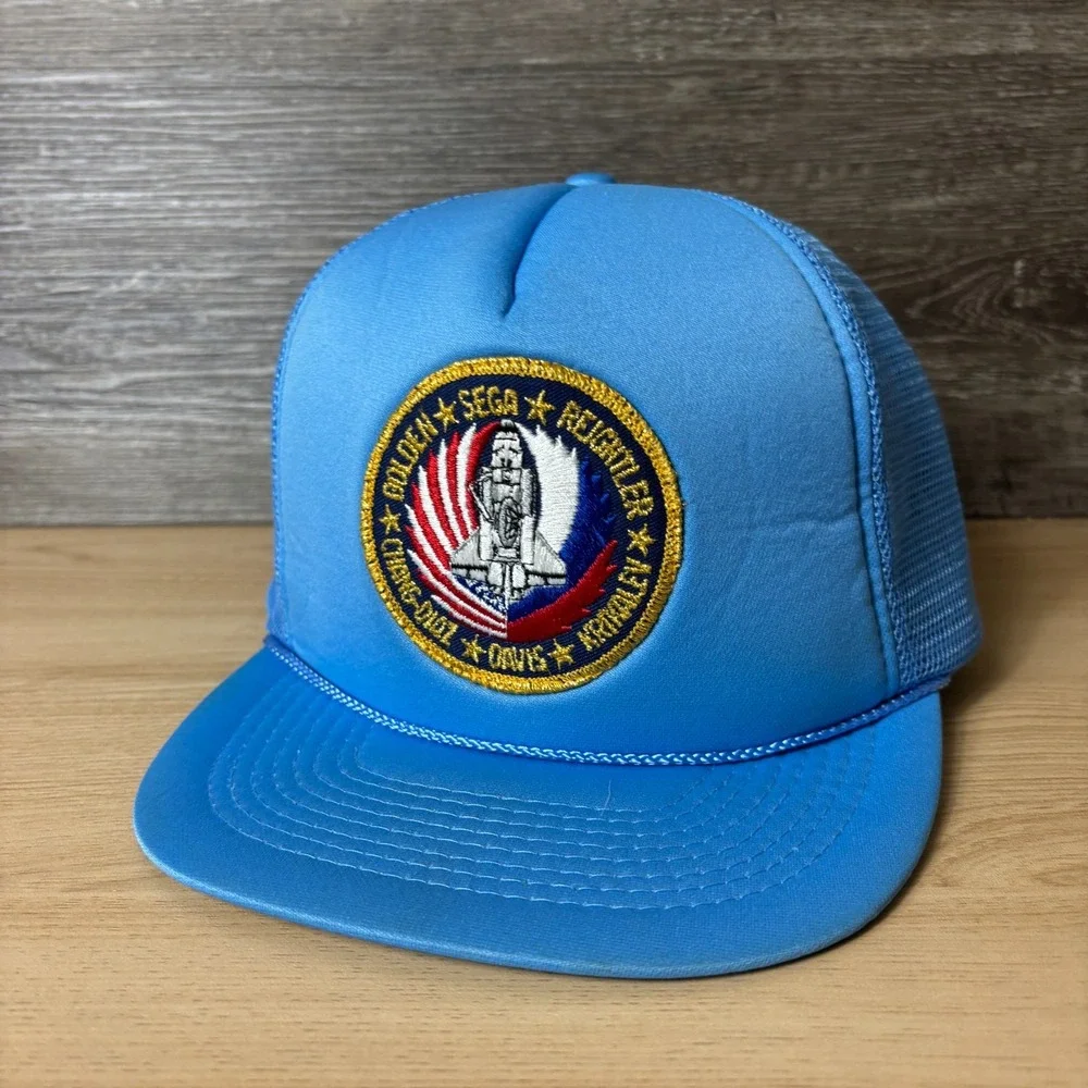 outdoor cap Company good used